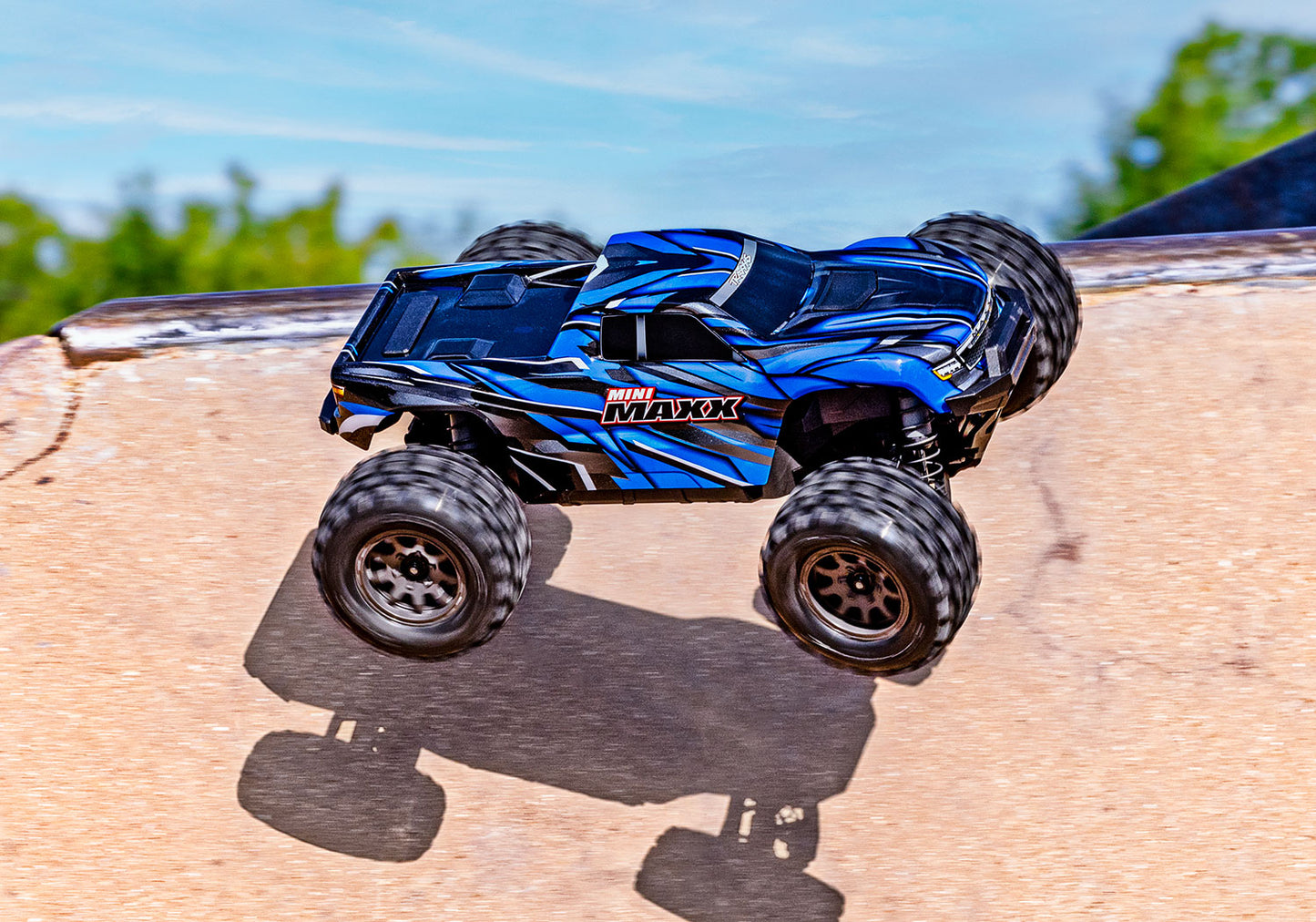 Mini Maxx BL-2s - Xtreme RC