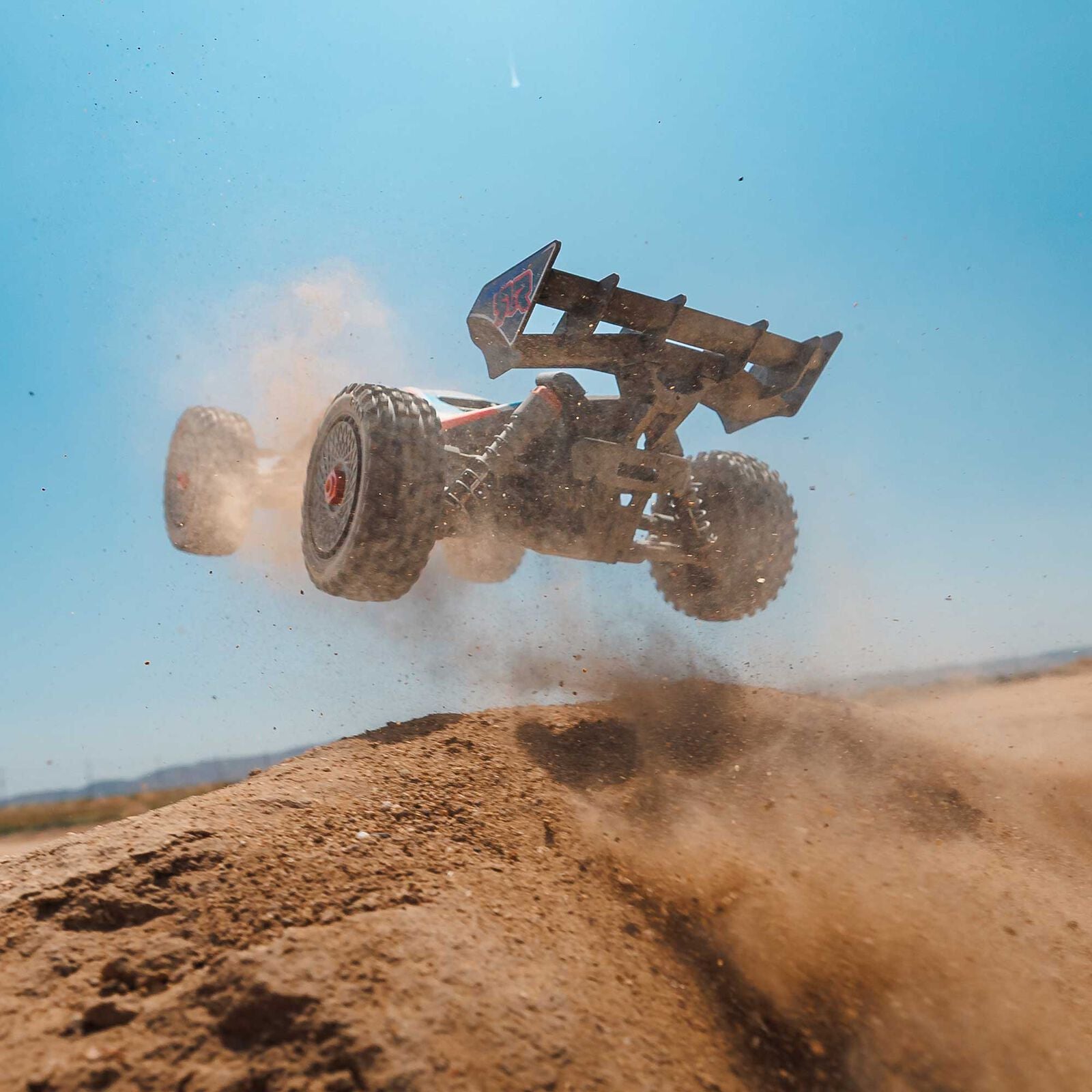 1/8 TYPHON 4X4 223S BLX BRUSHLESS BUGGY RTR WITH DSC BLUE/YELLOW - Xtreme RC