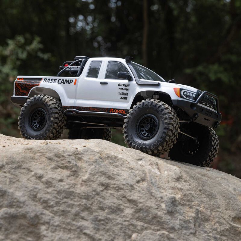 1/10 SCX10 III Base Camp 4X4 Rock Crawler Brushed RTR, White - Xtreme RC