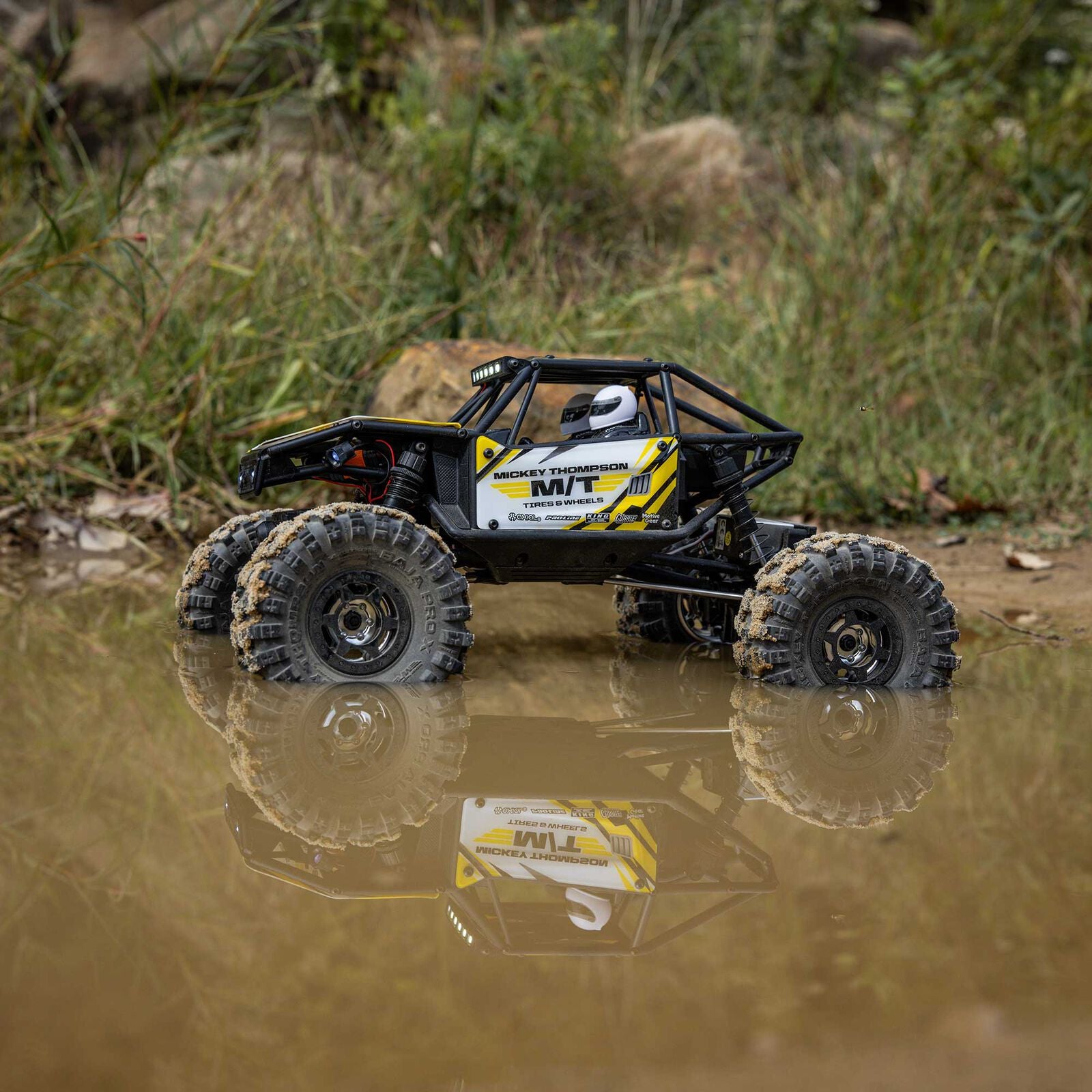 UTB18 Capra 4WS 1/18th 4x4 RTR, Yellow - Xtreme RC