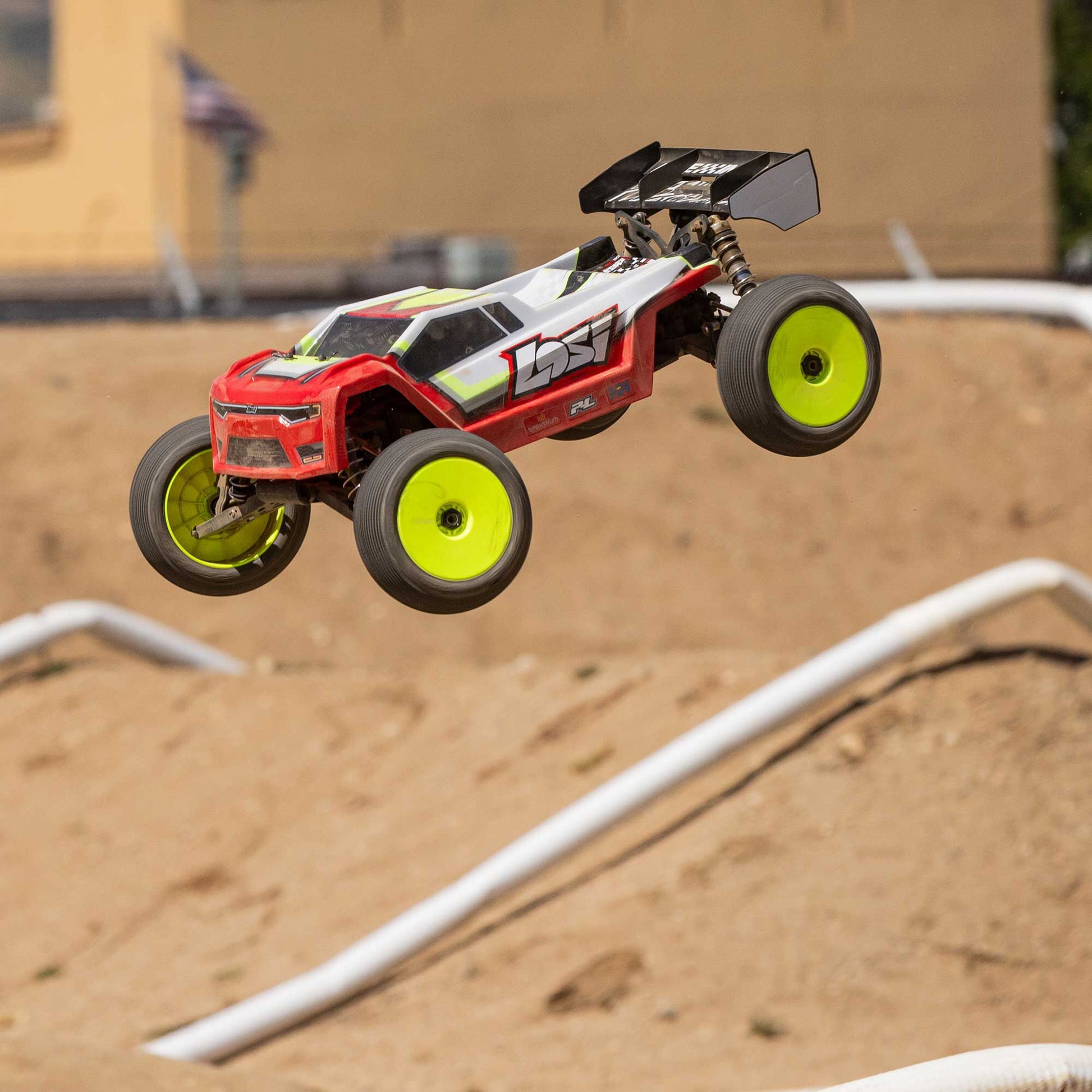 8IGHT-XTE Electric RTR: 1/8 4WD Truggy - Xtreme RC