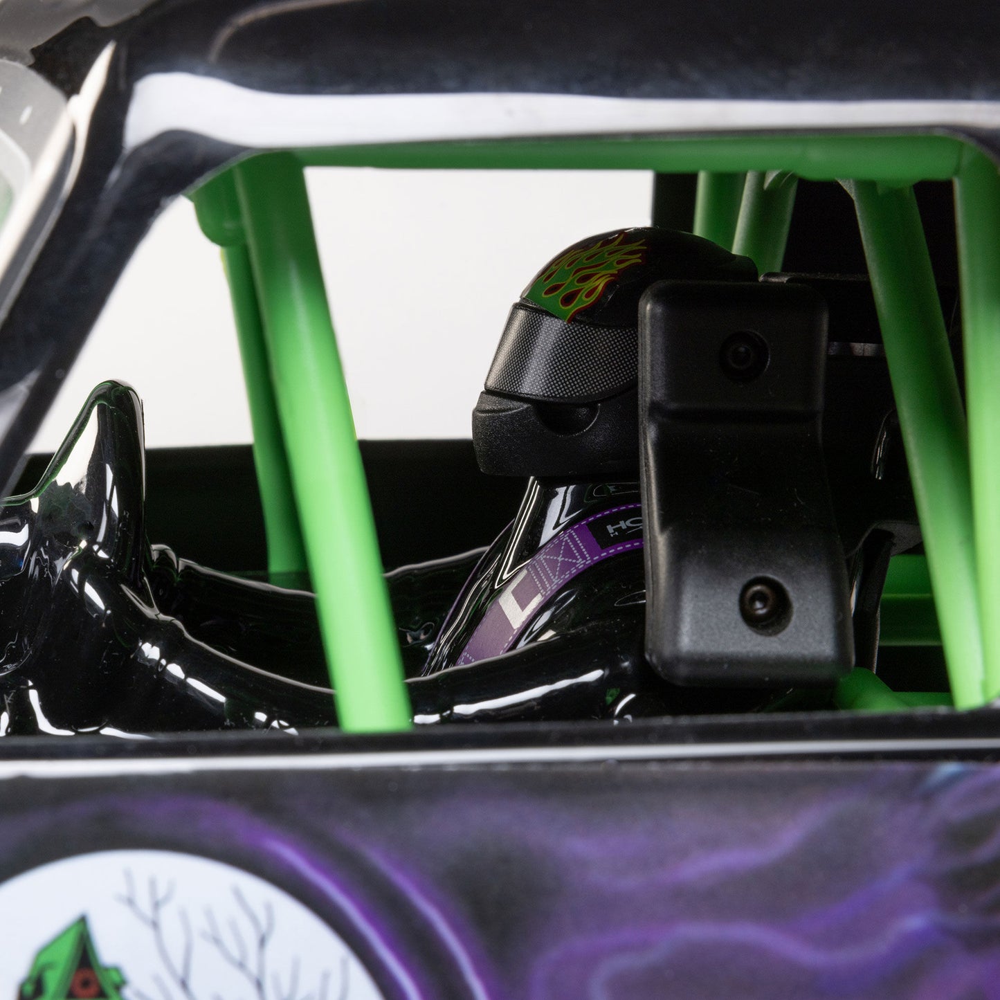 LMT 2.0: 4wd Solid Axle Monster Truck RTR - Grave Digger - Xtreme RC