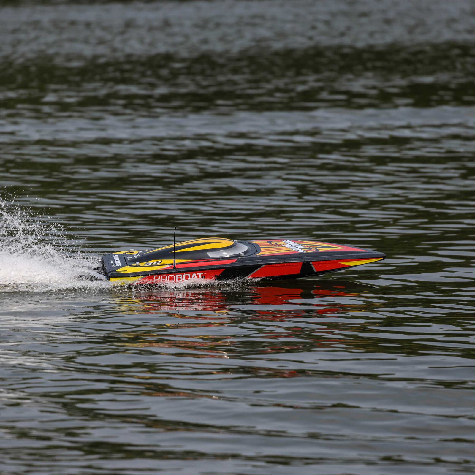 Sonicwake V2 36" Self-Righting, BL, Black: RTR - Xtreme RC