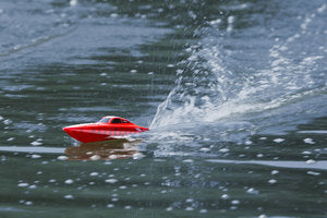 LightWave Electric Micro RTR Boat; Red - Xtreme RC
