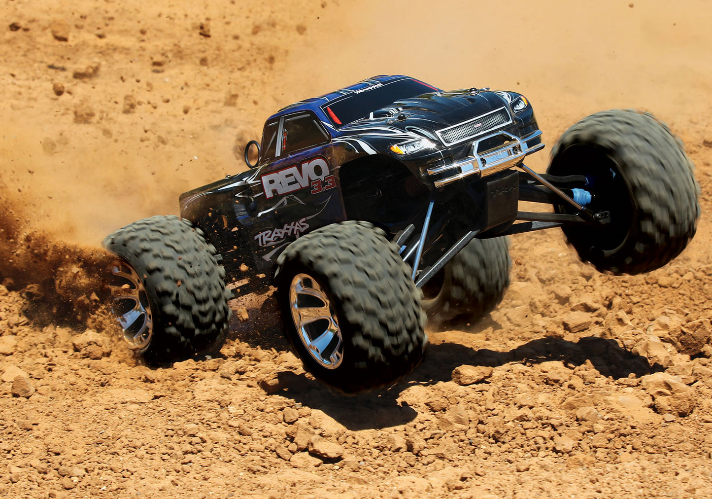 Traxxas Revo 3.3: 1/10 Scale 4WD Nitro-Powered Monster Truck - Xtreme RC