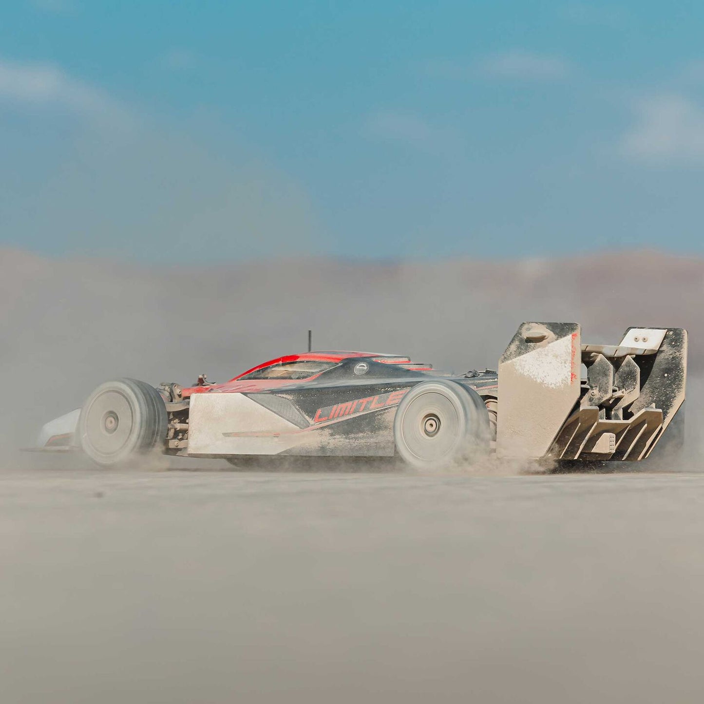 1/7 LIMITLESS 120 8S BLX SPEED MACHINE RTR w AVC, Red/Black
