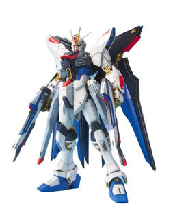 Bandai MG ZGMF-X20A Strike Freedom Gundam "Mobile Suit Gundam SEED Destiny" 1/100, Bandai